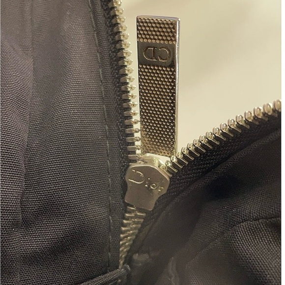 CHRISTIAN DIOR FOLLOW ME BAG - Picture 5 of 15